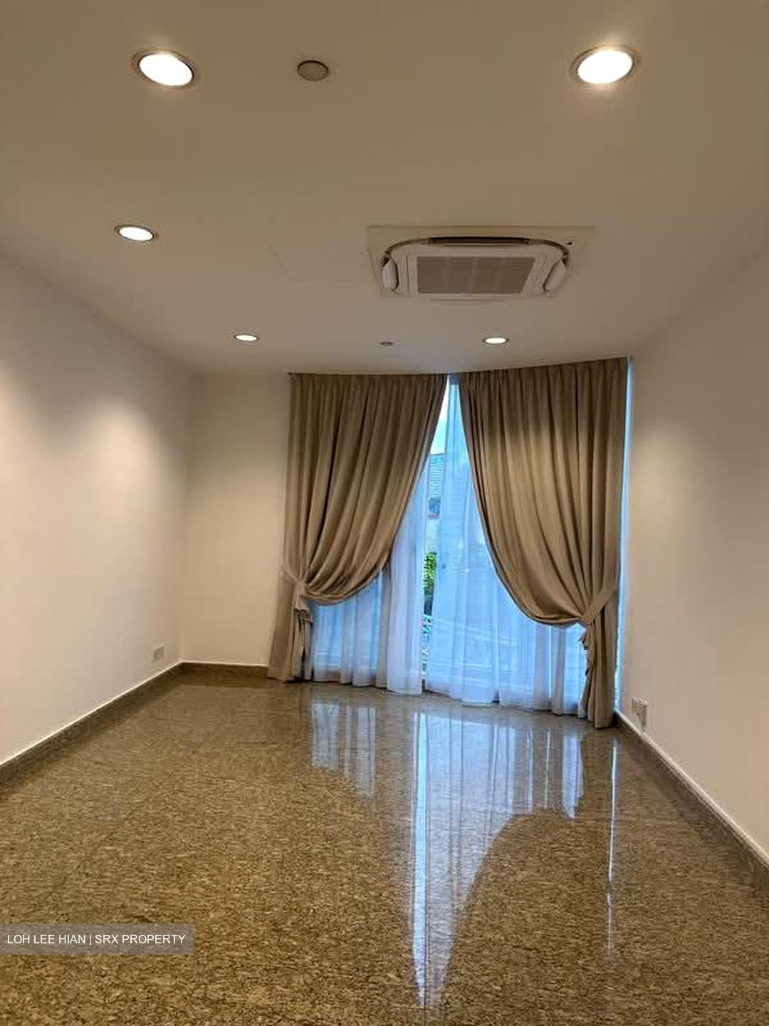 Riverside 48 (D9), Apartment #575878491